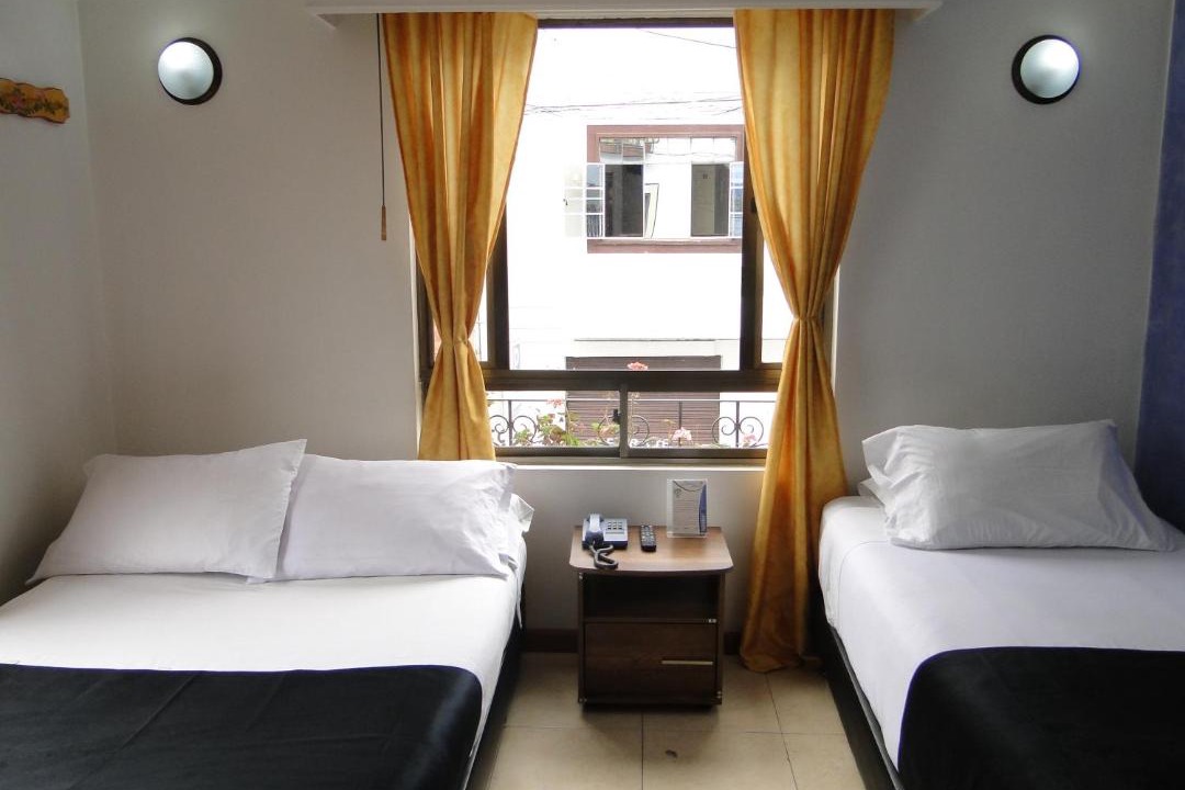 Cogua Hotel | Hotel Esmeralda Plaza