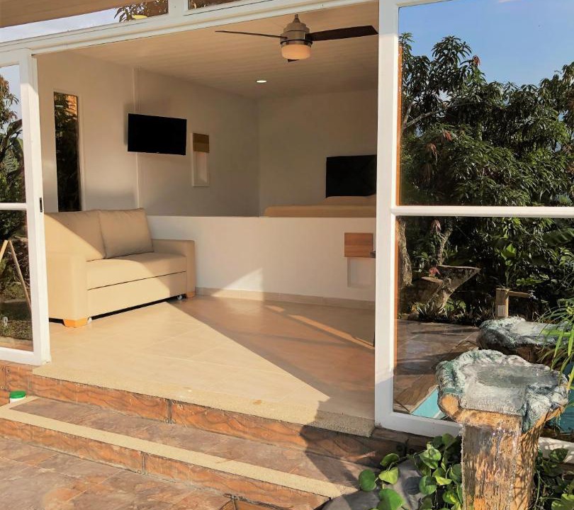 La Mesa House | Cabañas Los Tulipanes