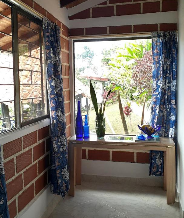 Fredonia House | Finca Vivero Guayacanes Magic Mountain