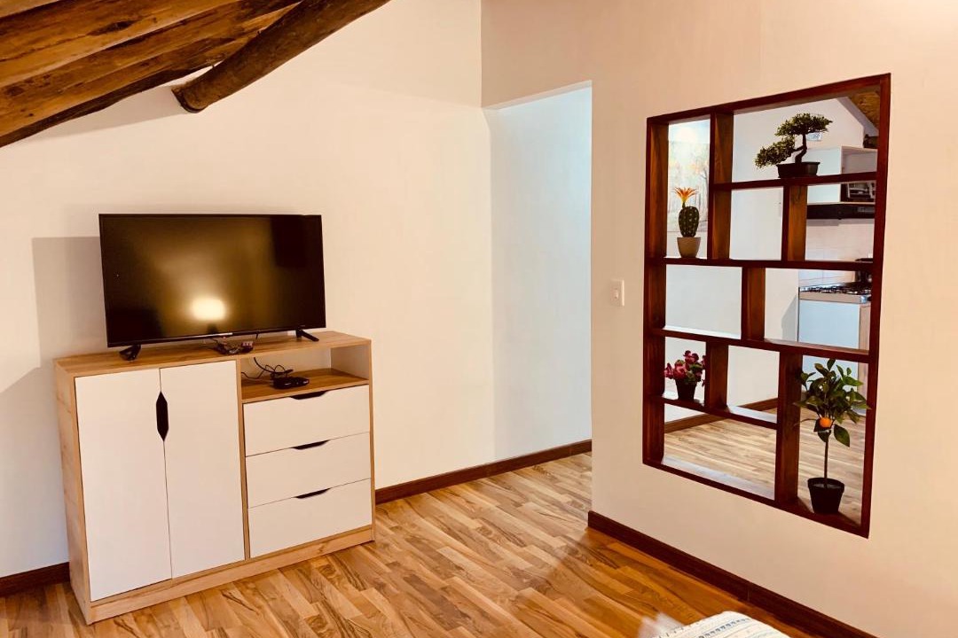 Zipaquira Apartment | Bellisimo chalet en Zona Colonial (302)