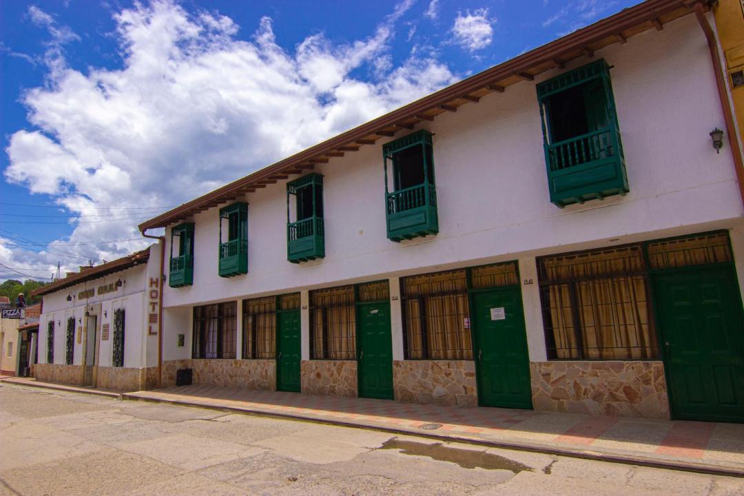 Charala Hotel | Hotel Cacique Chalalá