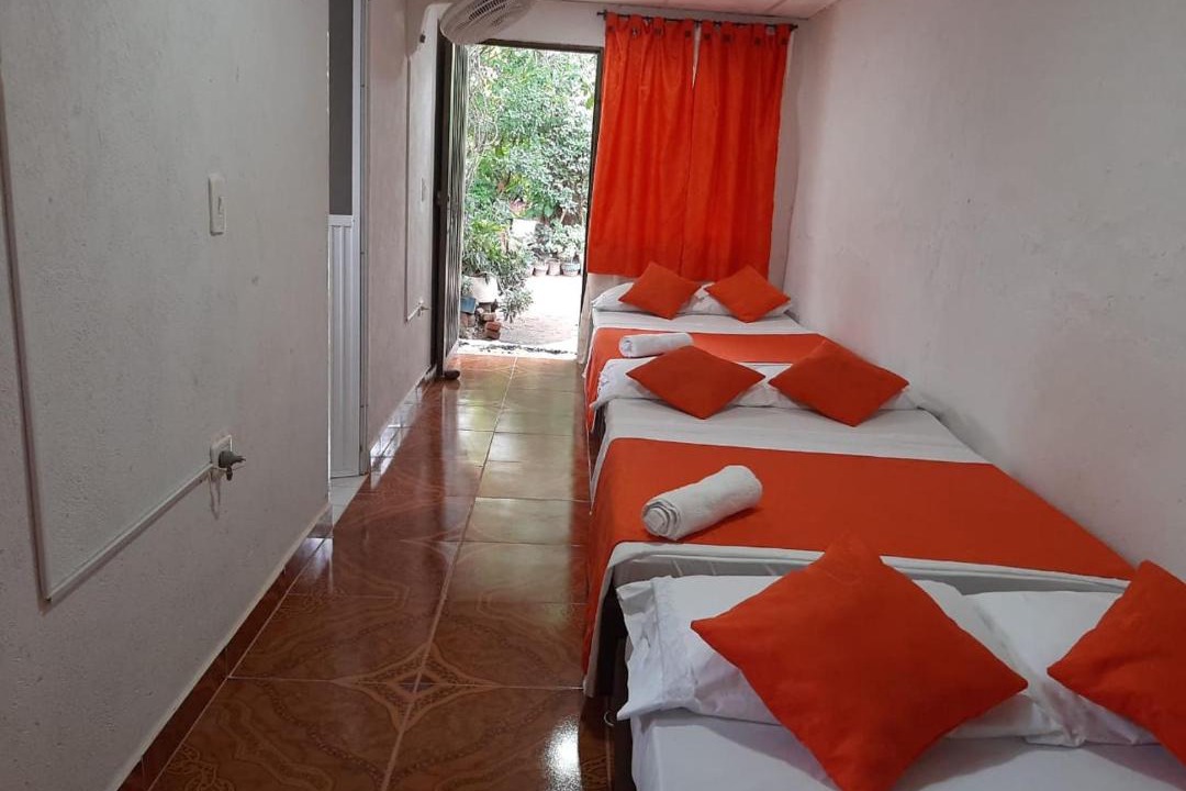 Villavieja Hostel | Hostal Villa Cecilia