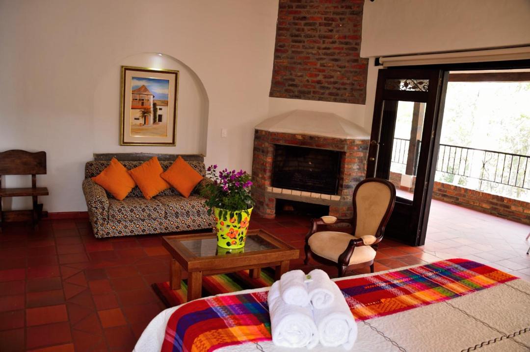 El Rosal Hotel | La Posada De Los Arcángeles