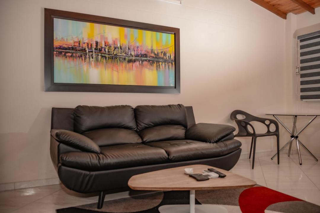 Zona Rosa Apartment | Poblado Brownstone