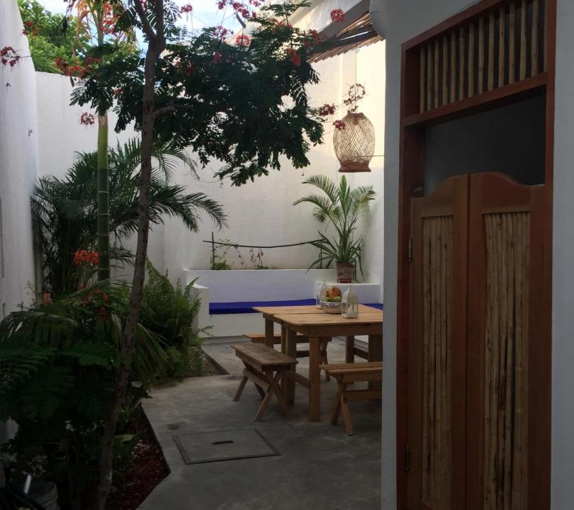 Historic Center House | Casa de la tierra