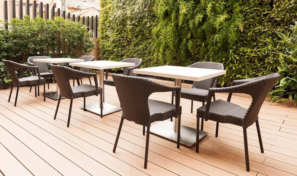 Photo of Patio Balcony in Financial District