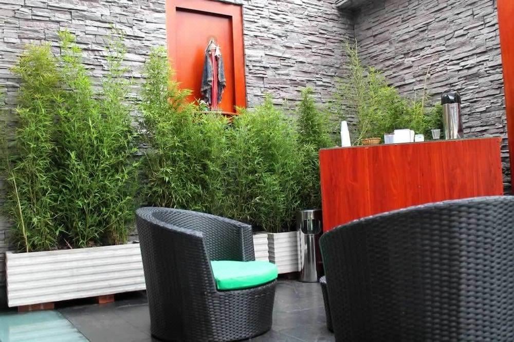 Photo of Patio Balcony in Quinta Paredes