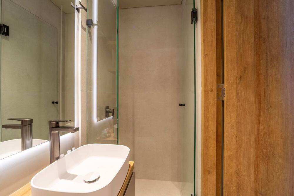 Photo of Bathroom in Calle 100