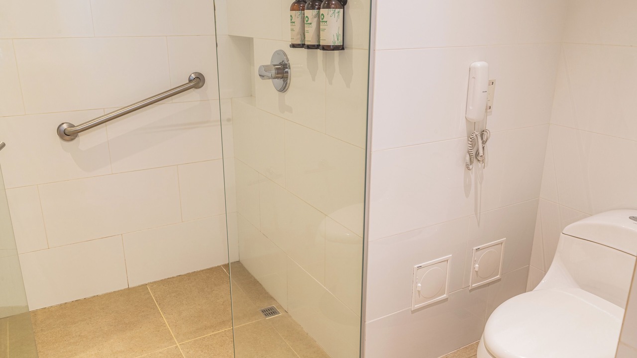 Photo of Bathroom in Papare