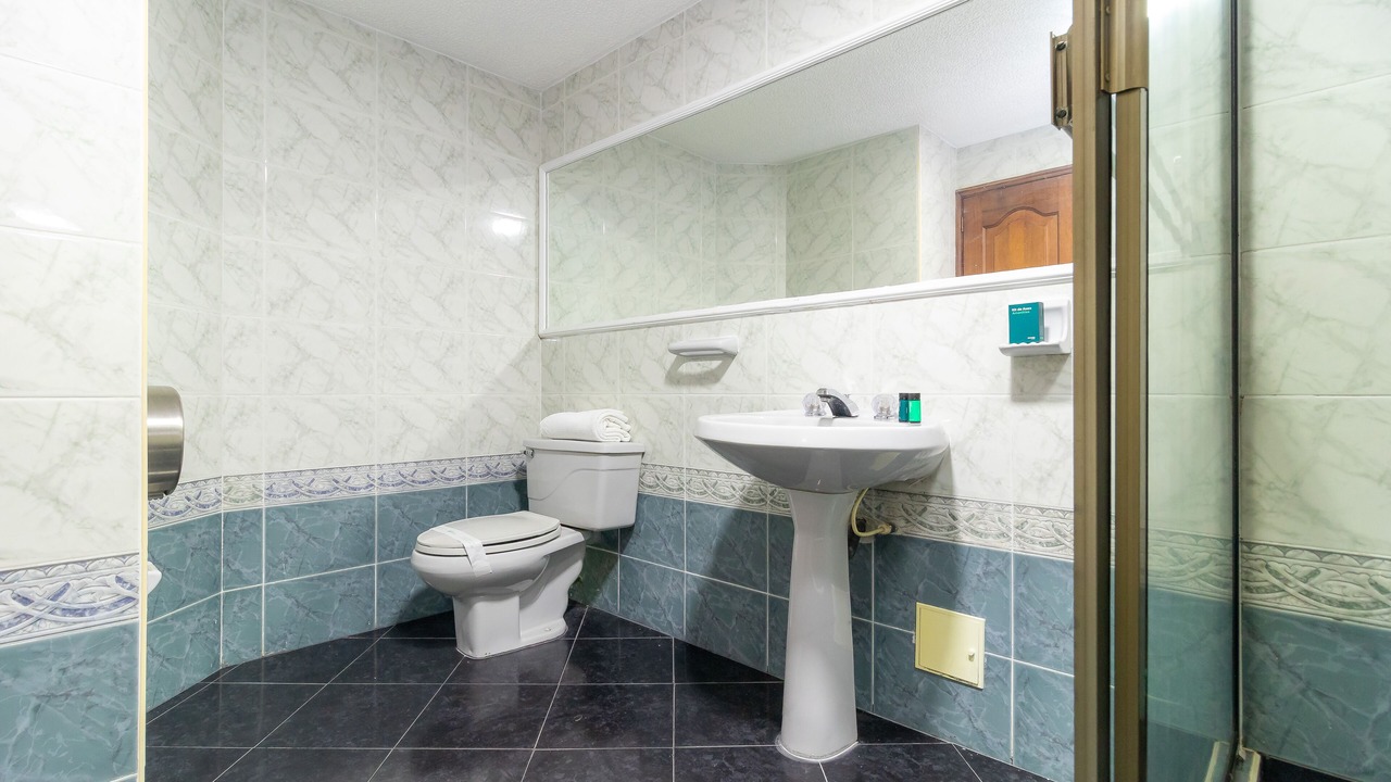 Photo of Bathroom in Barrios Unidos