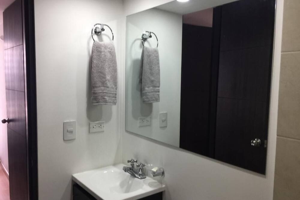 Photo of Bathroom in Suba