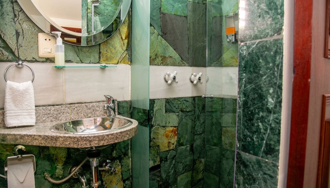 Photo of Bathroom in Chapinero