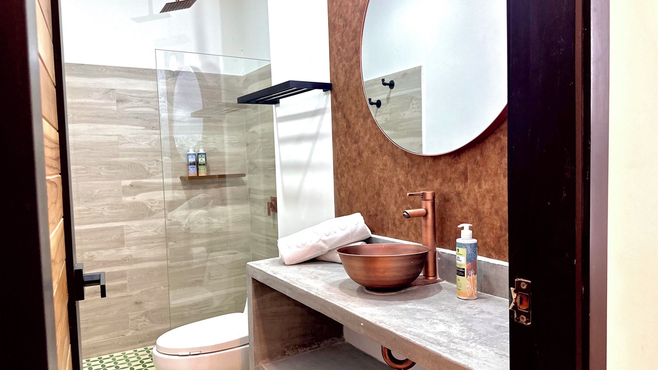 Photo of Bathroom in Barrio Centro