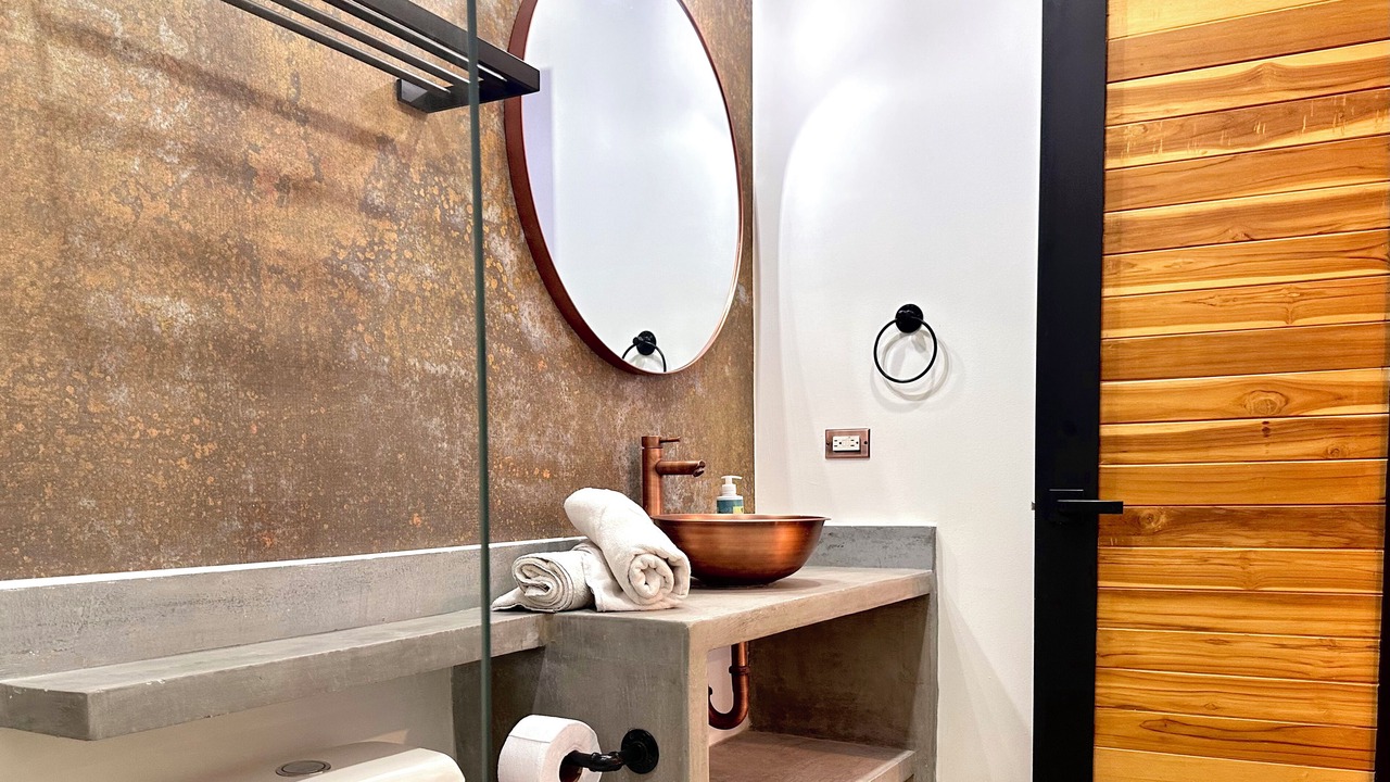 Photo of Bathroom in Barrio Centro