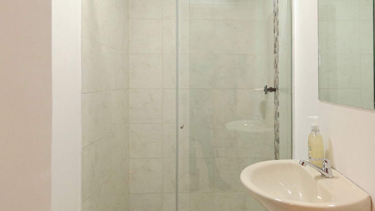 Photo of Bathroom in Cali