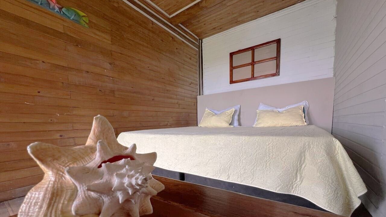 Photo of Bedroom in Isla Tintipan