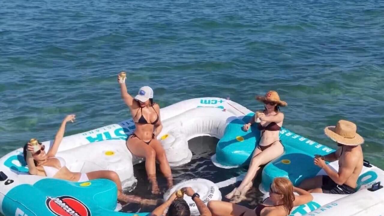 Photo of Others in Isla Tintipan