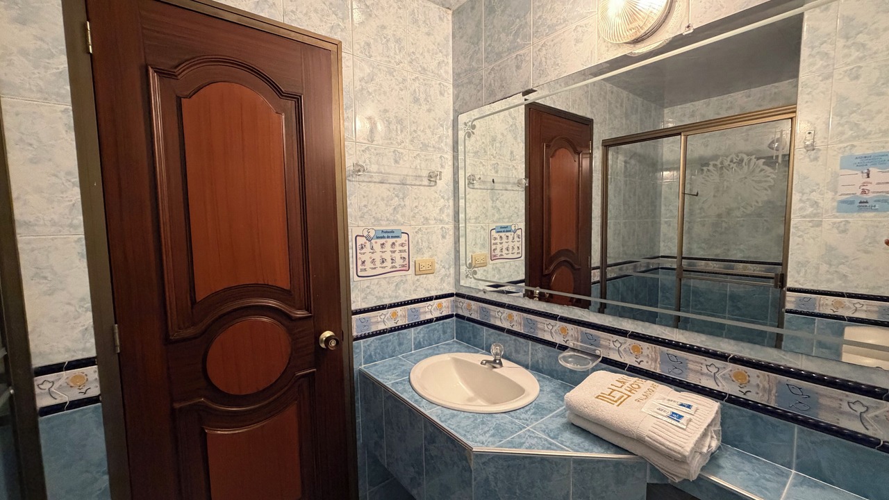 Photo of Bathroom in Engativa