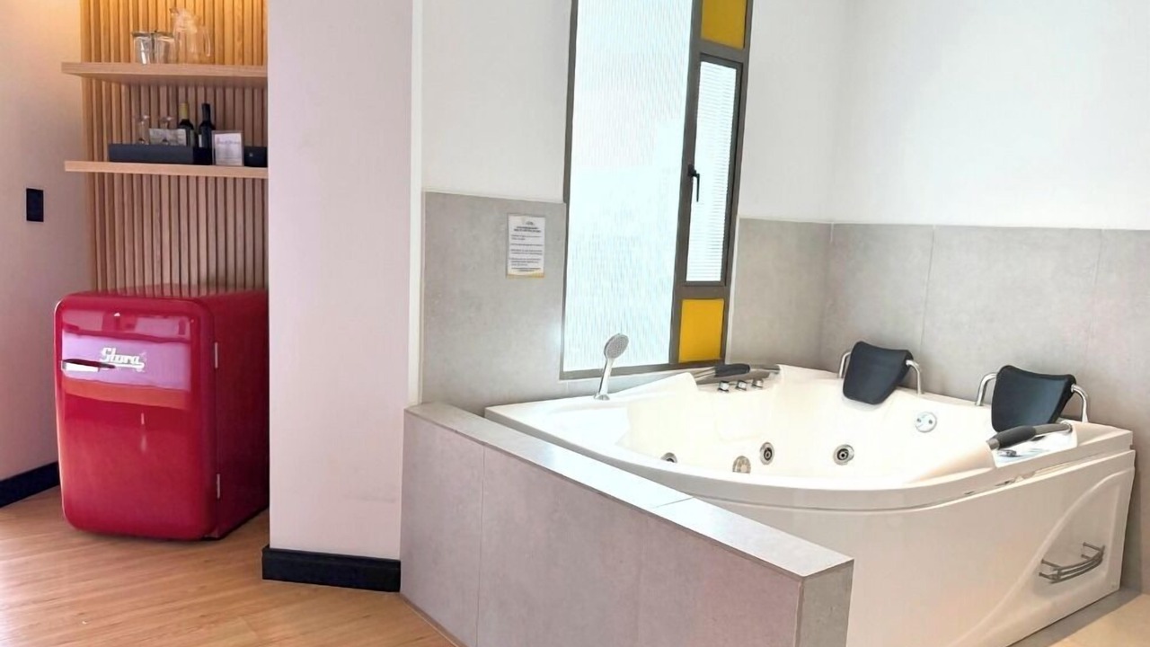 Photo of Bathroom in La Florida