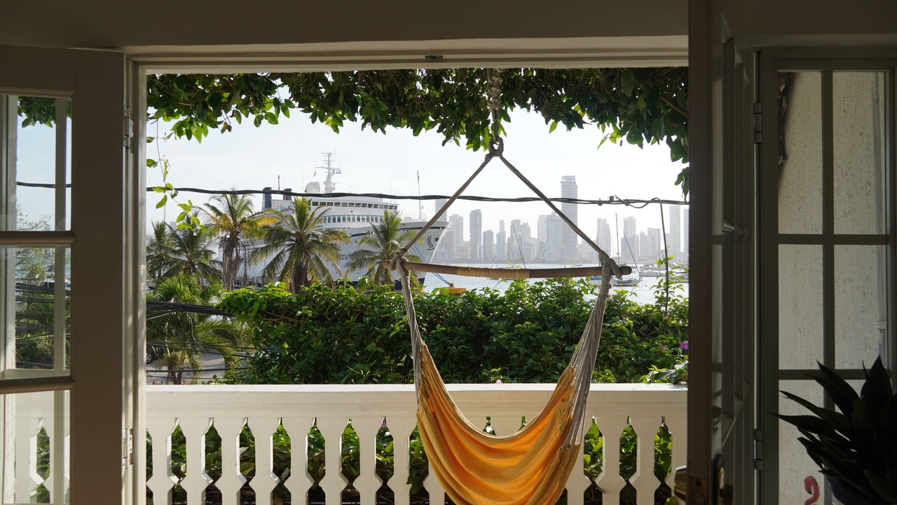 Photo of Patio Balcony in Manga