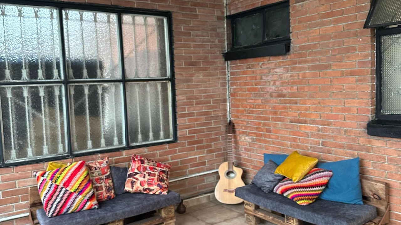 Photo of Livingroom in Barrios Unidos