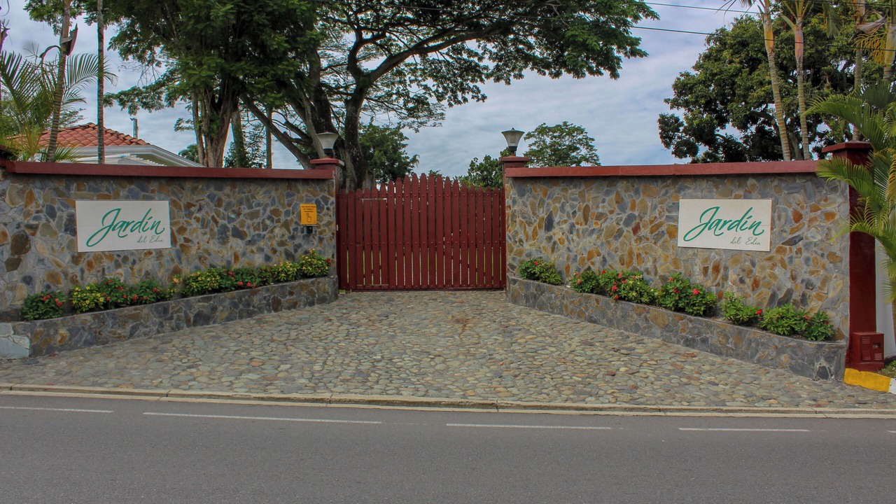 Photo of Outdoor in El Eden