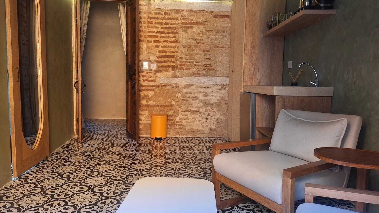 Photo of Patio Balcony in Manga