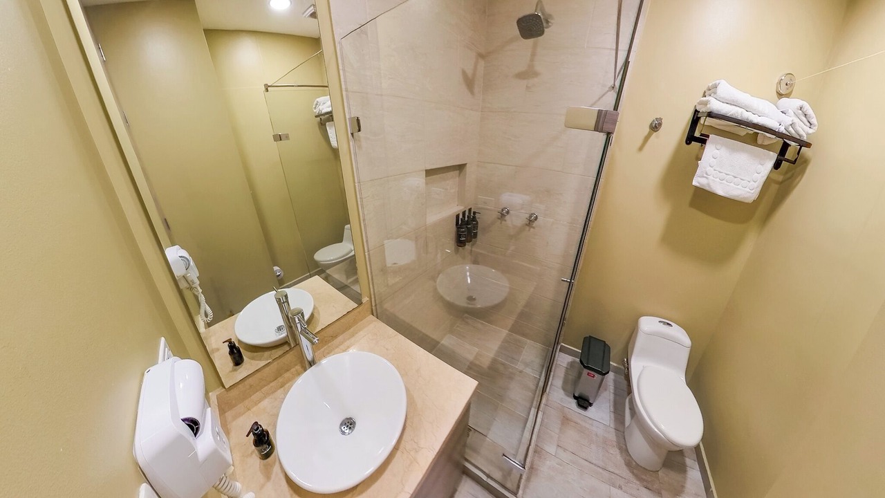 Photo of Bathroom in Belen