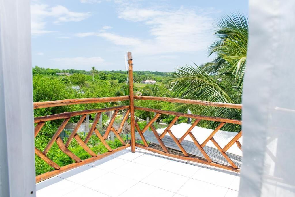 Photo of Patio Balcony in Tierra Bomba Island