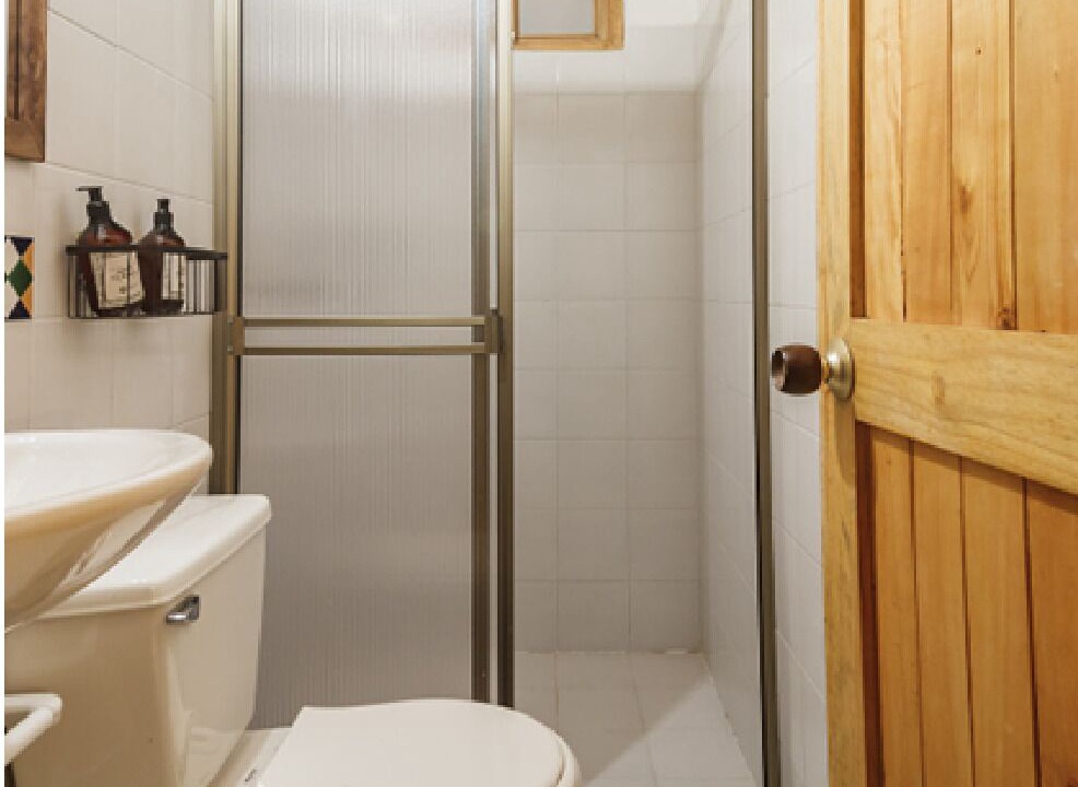 Photo of Bathroom in Los Nomos