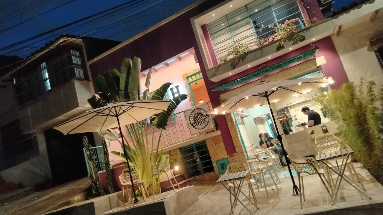 Photo of Outdoor in Cali