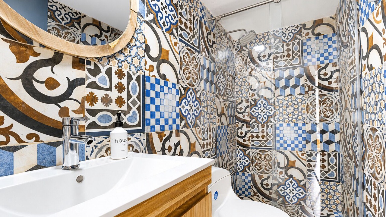 Photo of Bathroom in La Florida