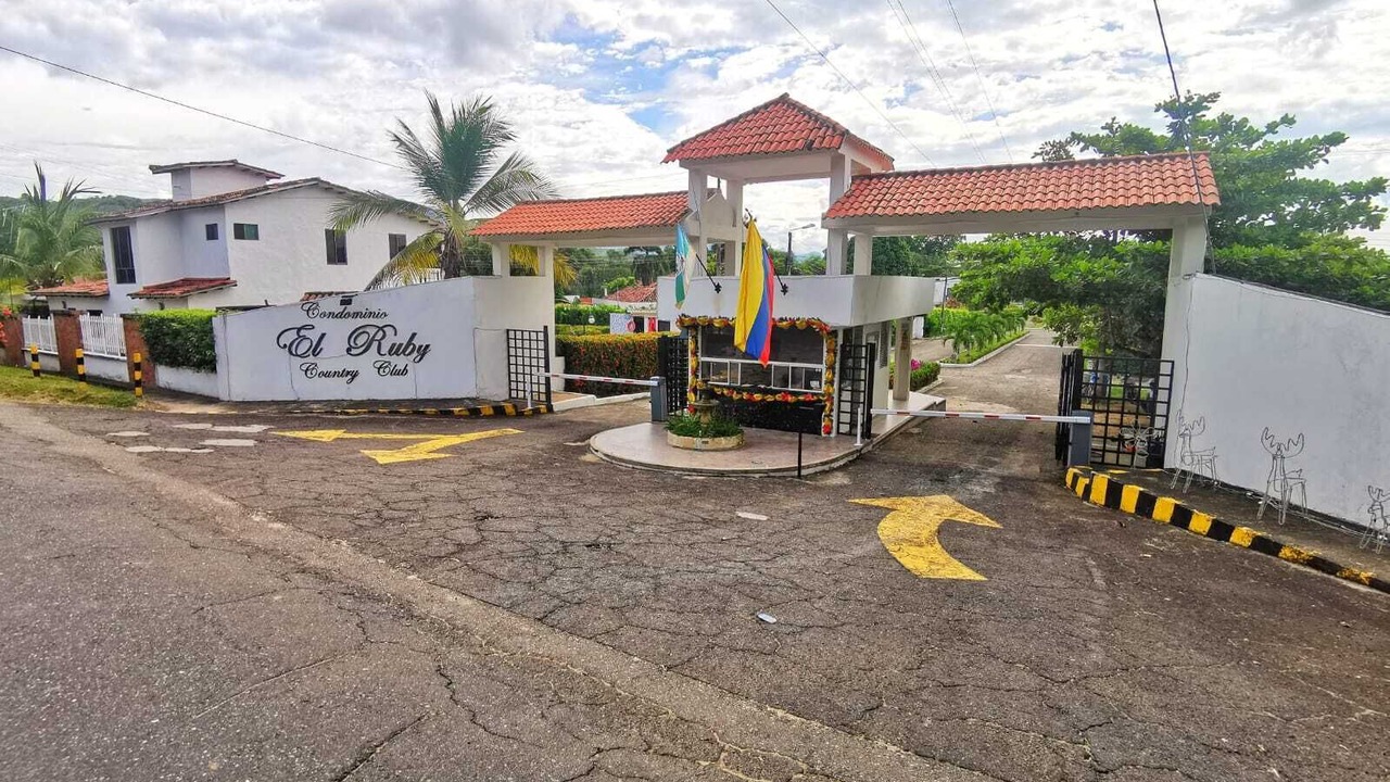 Photo of Outdoor in Melgar