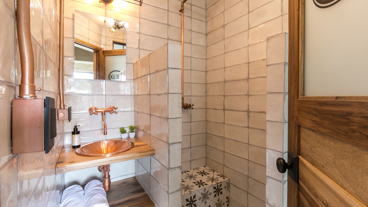 Photo of Bathroom in La Florida