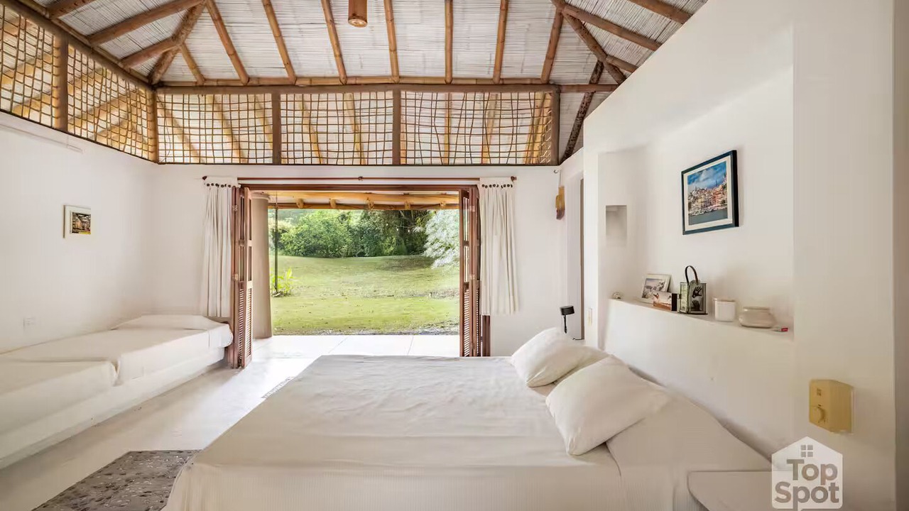 Photo of Bedroom in Apulo
