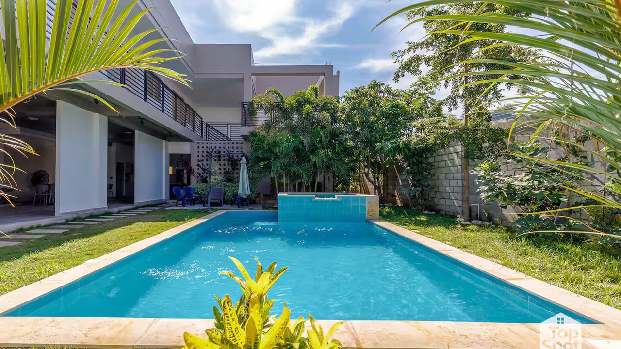 Photo of Outdoor in Papare