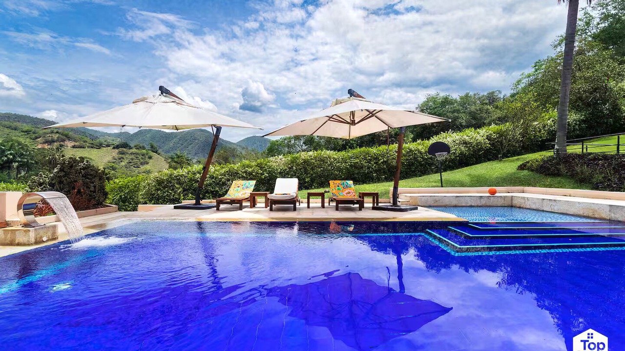 Photo of Outdoor in Apulo