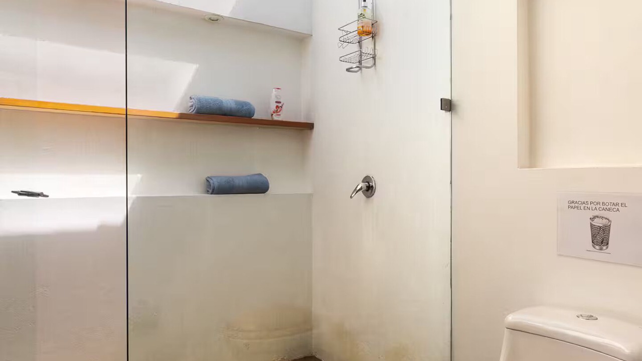 Photo of Bathroom in Apulo