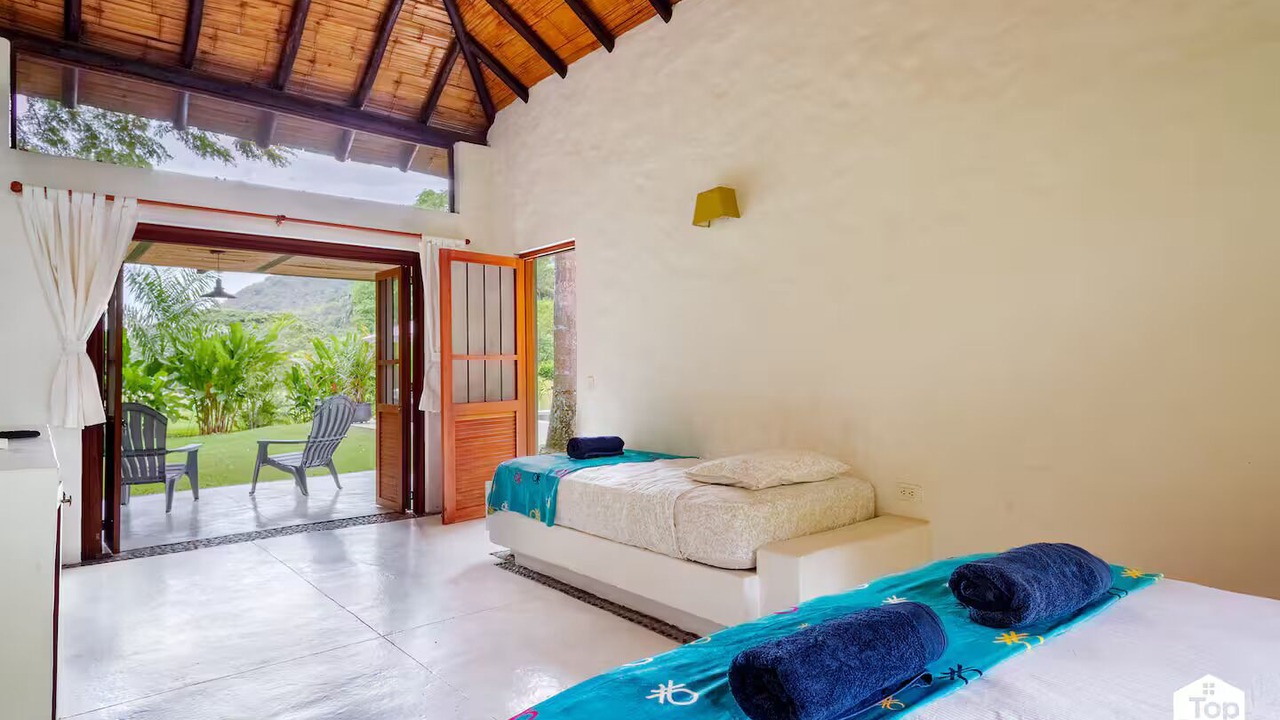 Photo of Bedroom in Apulo