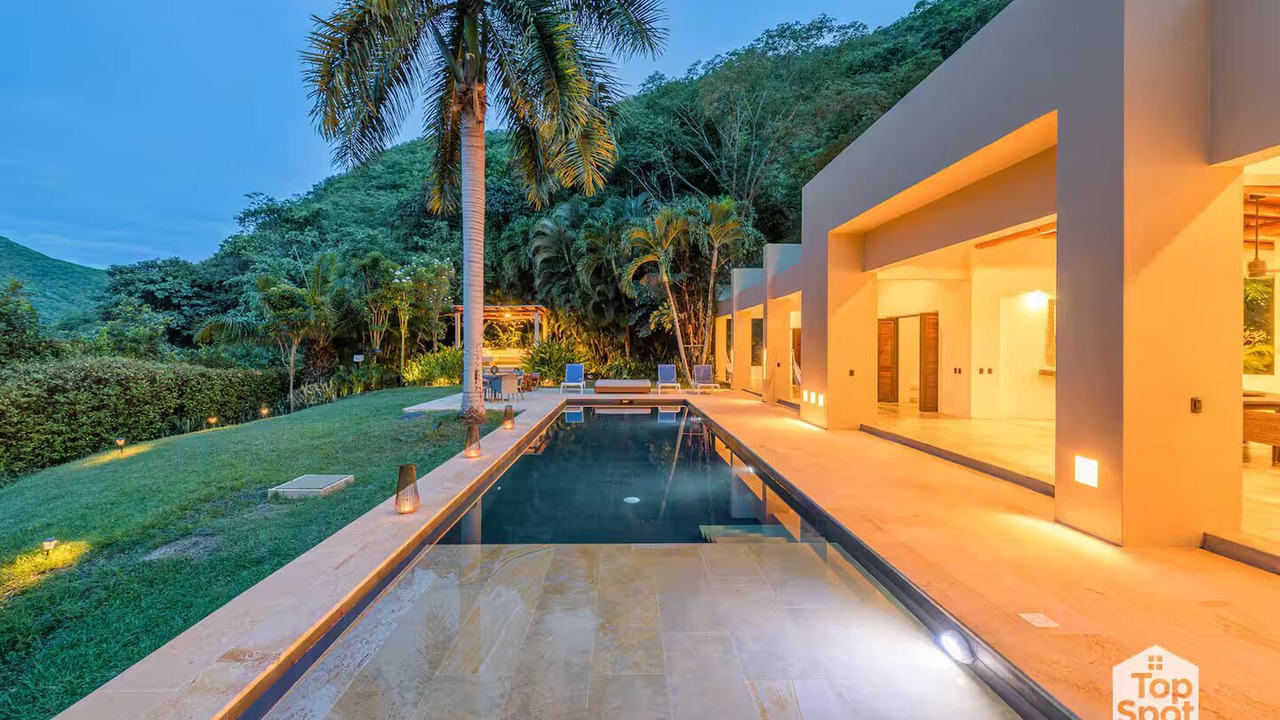 Photo of Outdoor in Apulo