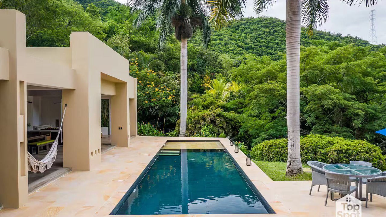 Photo of Outdoor in Apulo