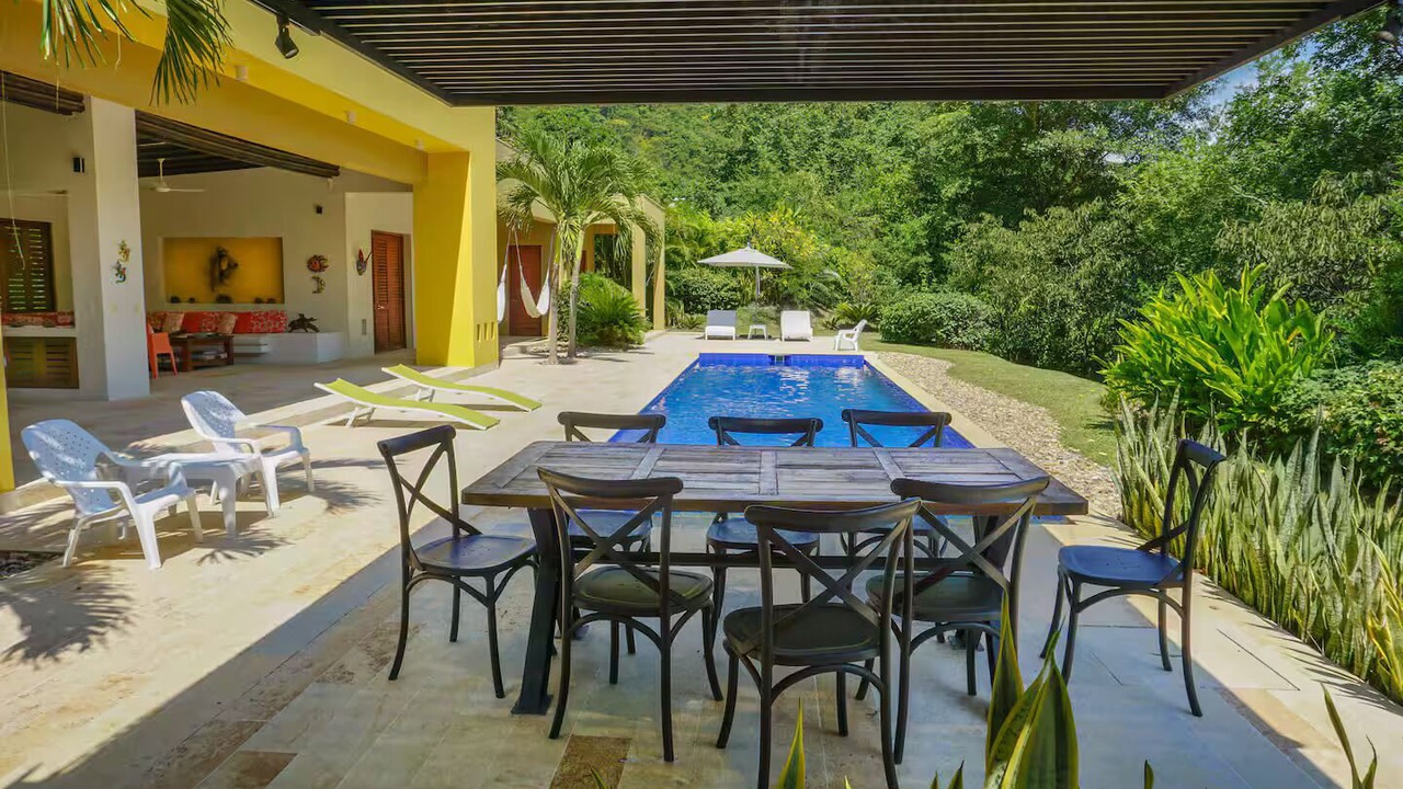 Photo of Outdoor in Apulo