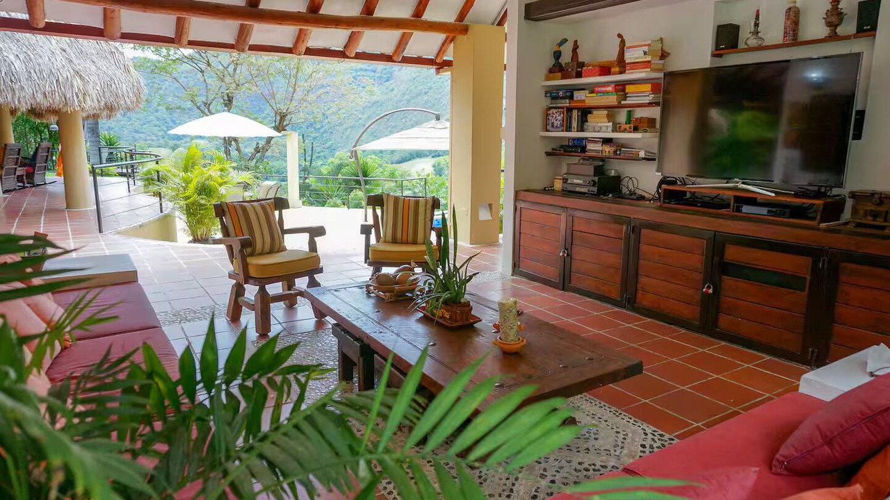Photo of Outdoor in Apulo