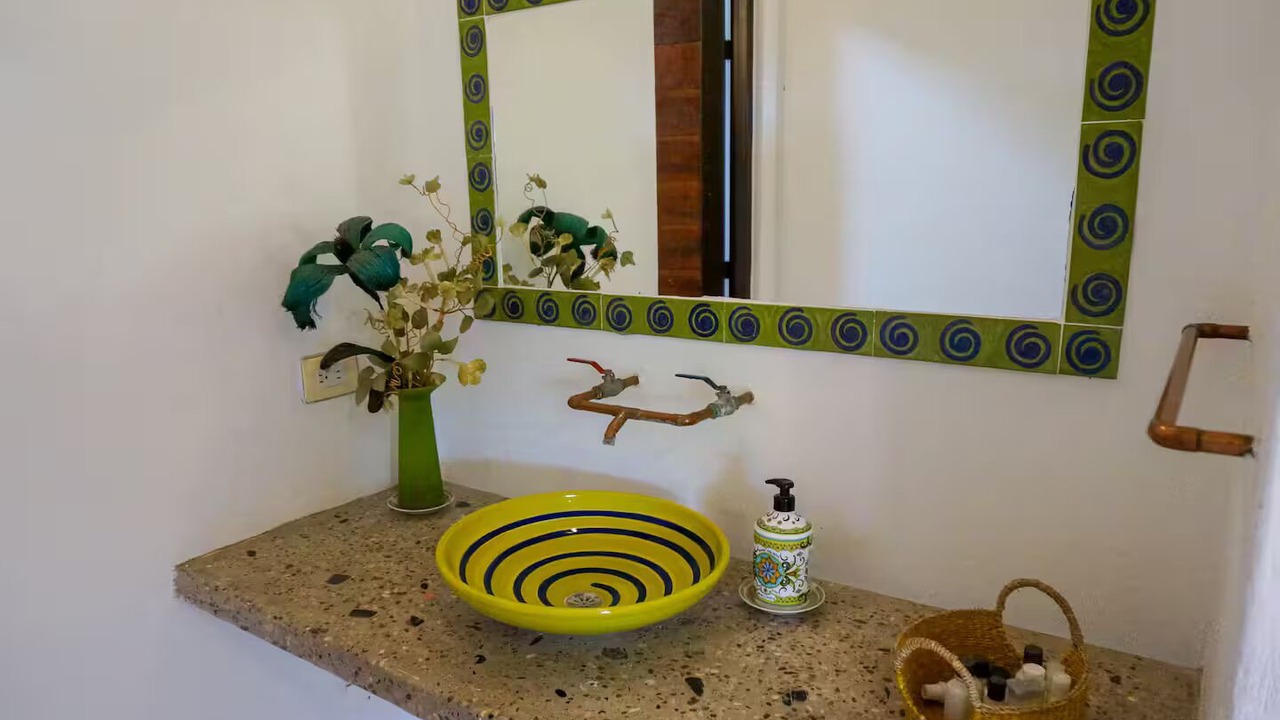 Photo of Bathroom in Apulo