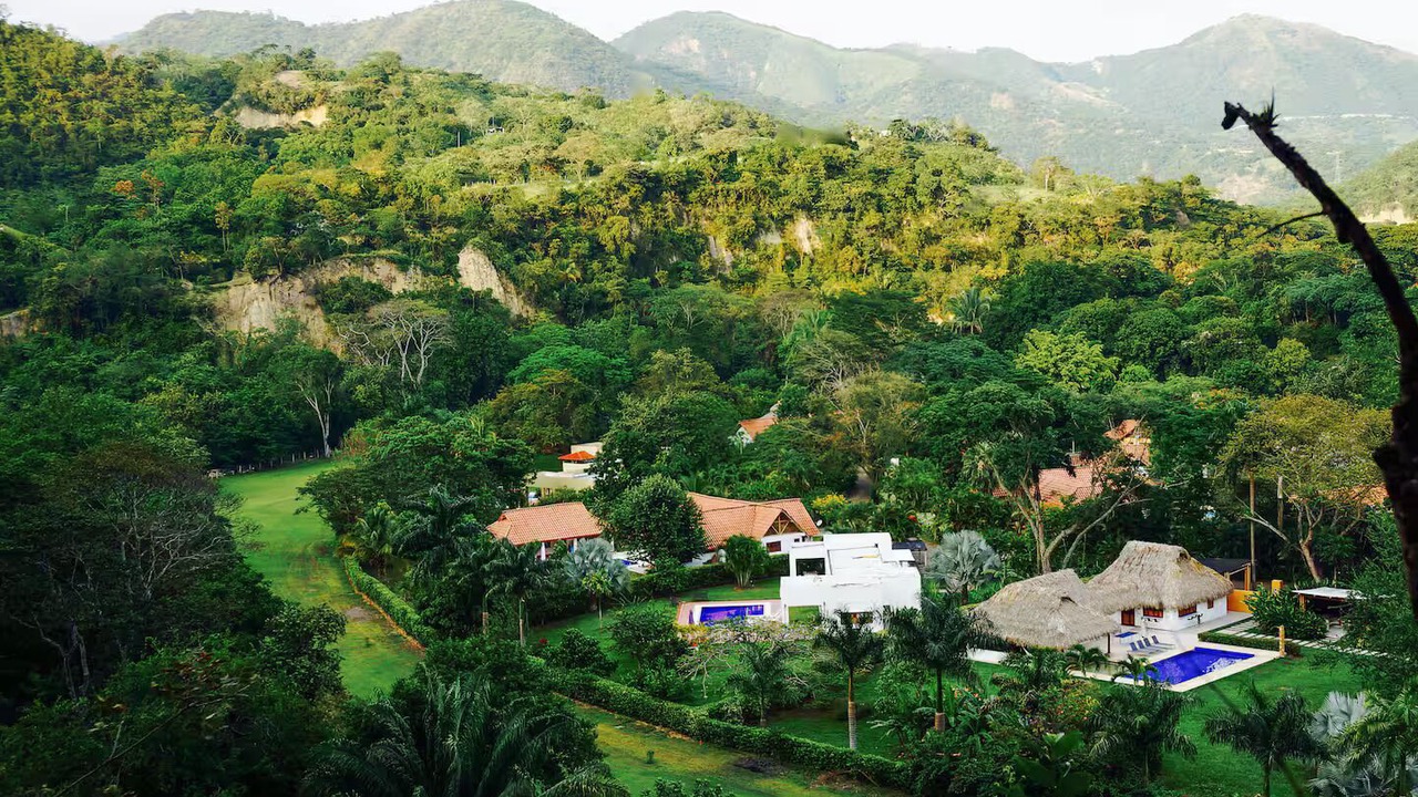 Photo of Outdoor in Apulo