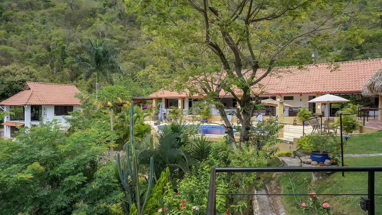 Photo of Outdoor in Apulo