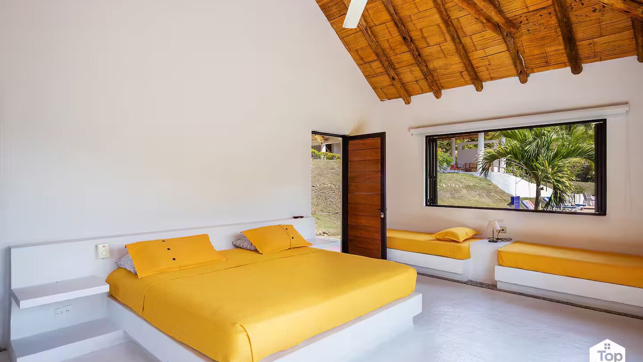 Photo of Bedroom in Apulo