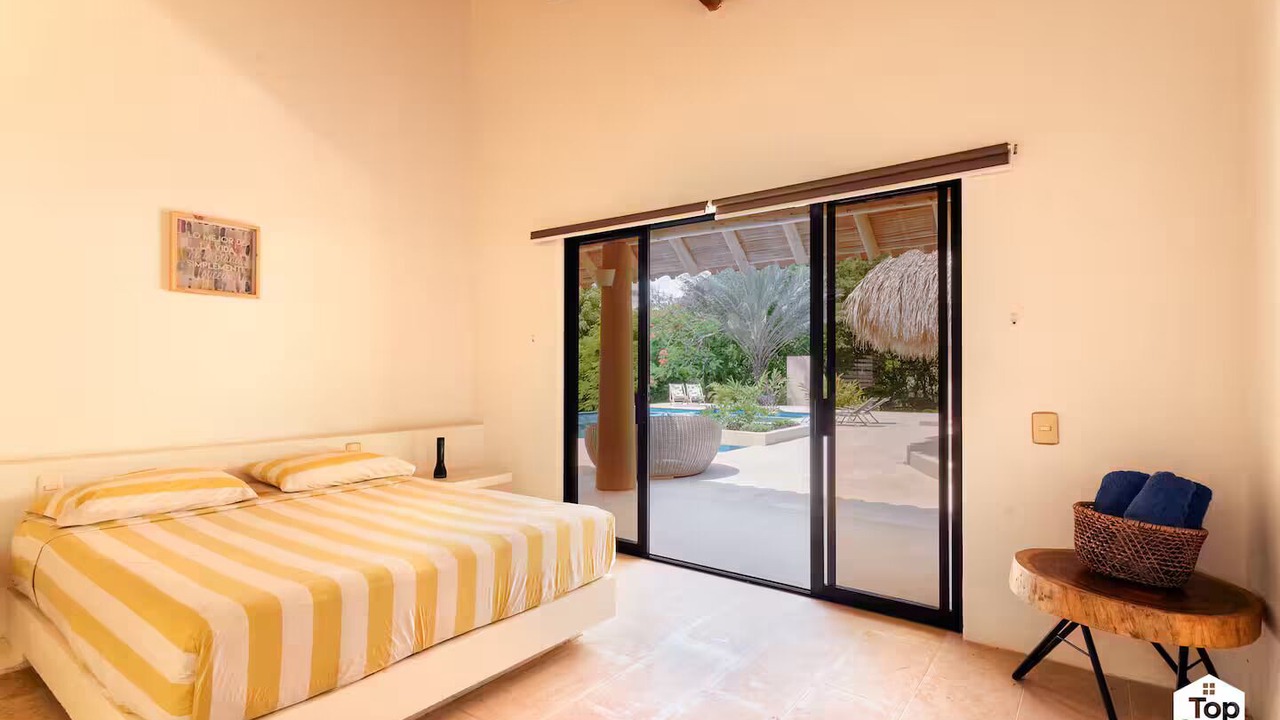 Photo of Bedroom in Apulo