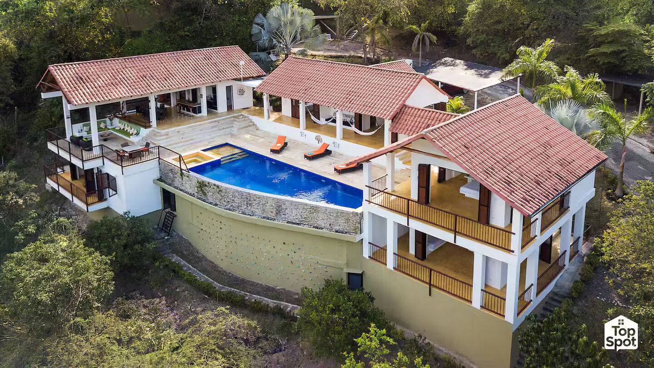 Photo of Outdoor in Apulo