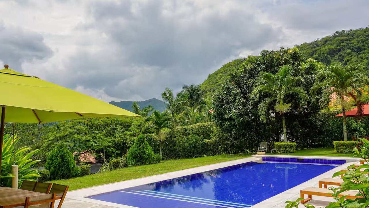 Photo of Outdoor in Apulo